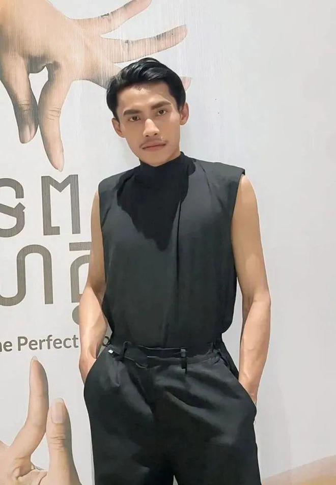 上的美男子个个都是令我嫉妒的毛pg电子试玩入口柬埔寨选美比赛(图2)